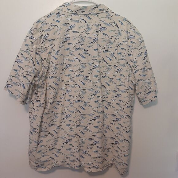 L.L. Bean Shirt Men's Size L Traditional Fit Short Sleeve Button Up Fish White - Picture 7 of 9